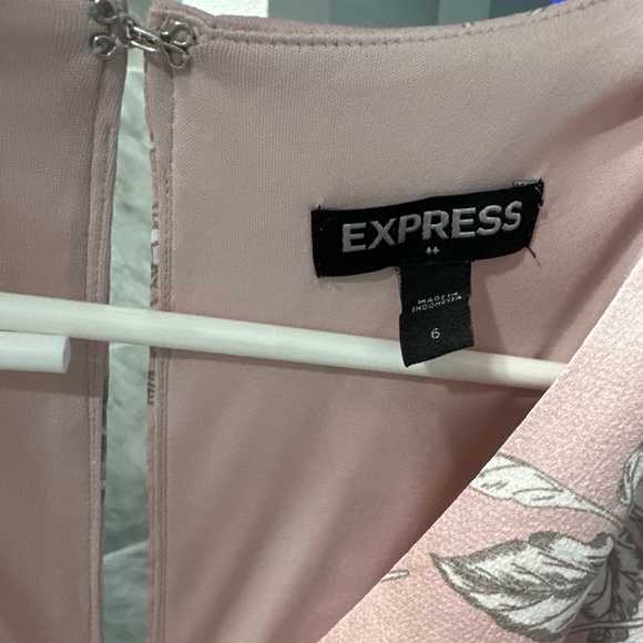 Express Dress - Picture 2 of 6